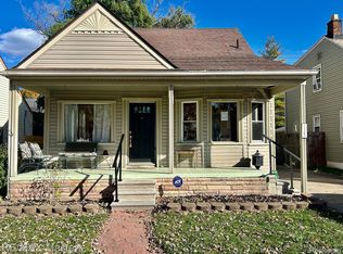 13363 Longtin St, Southgate, MI 48195