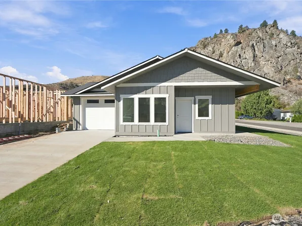 14898 Red Delicious Street, Entiat, WA 98822