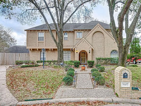 4th image of 5107 Dana Leigh Dr