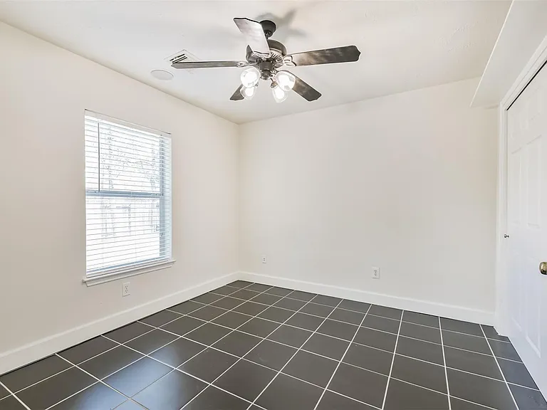 7 Heron Hollow Ct — Photo 26