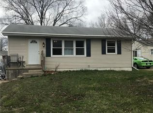 2116 E 39th St, Des Moines, IA 50317