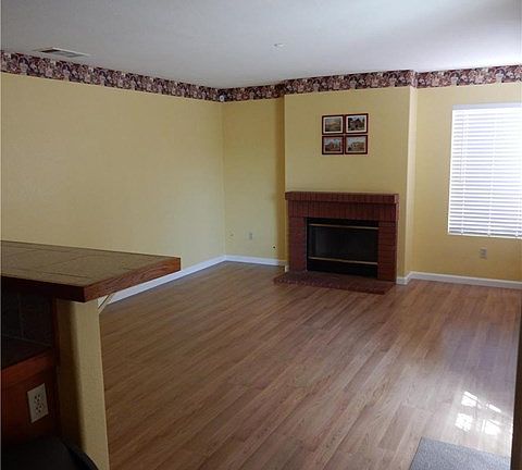 4th image of 25715 Horado Ln