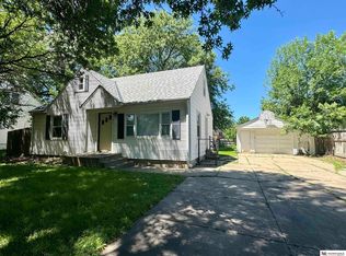 2945 N 54th St, Lincoln, NE 68504