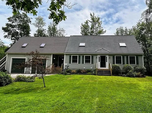 45 Groves Road, Yarmouth, ME 04096