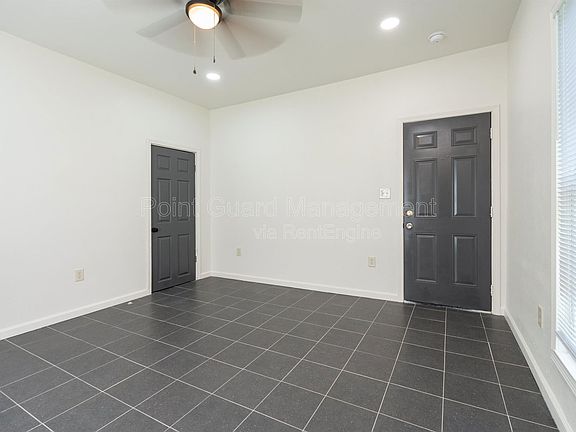 4th image of 169 S Belmont St #3