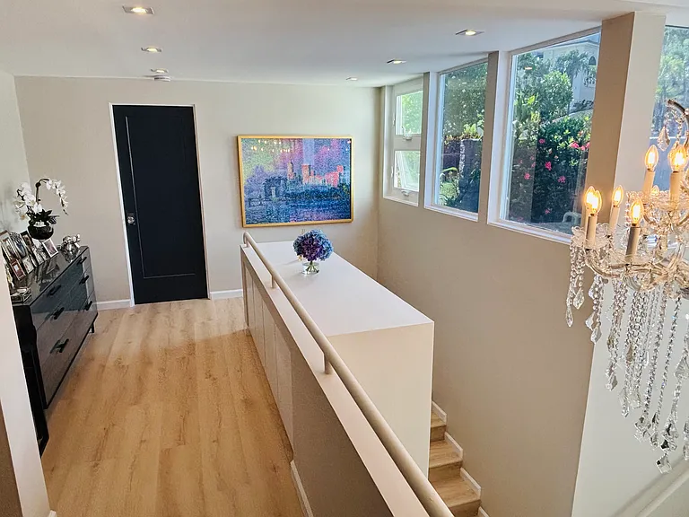 1205 Ikena Cir — Photo 29