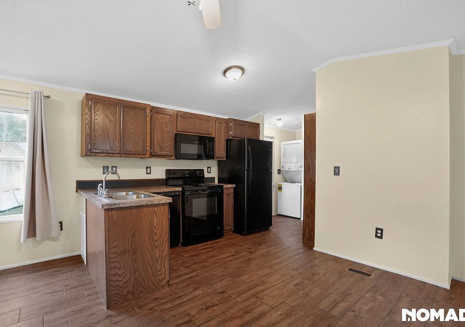 Charming 2BR mobile home in Spring — Photo 3