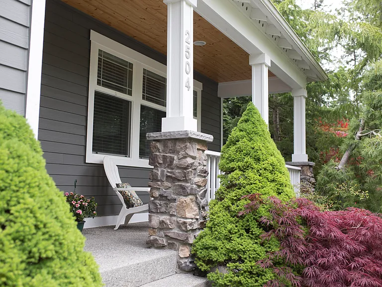 2504 Fir Crest Blvd — Photo 2