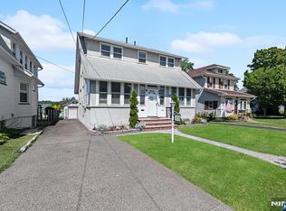 433 Stuyvesant Avenue, Lyndhurst, NJ 07071