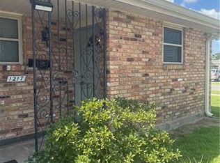 1217 Edenborn Ave, Metairie, LA 70001