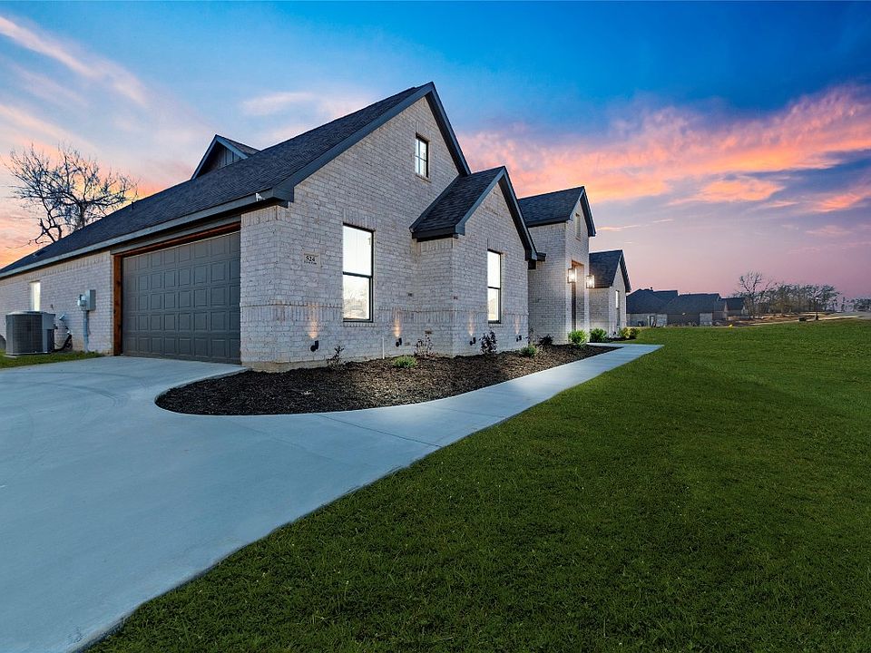 524 Ford Flts, Springtown, TX 76082 MLS 20322309 Zillow