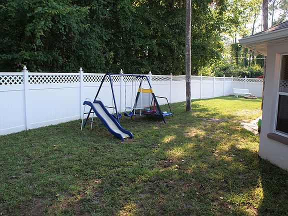 3rd image of 41 Parkway Dr