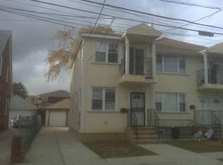 235 Lowell Ave, Floral Park, NY 11001