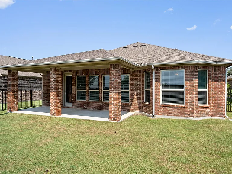 3241 Aurelia Ln — Photo 32