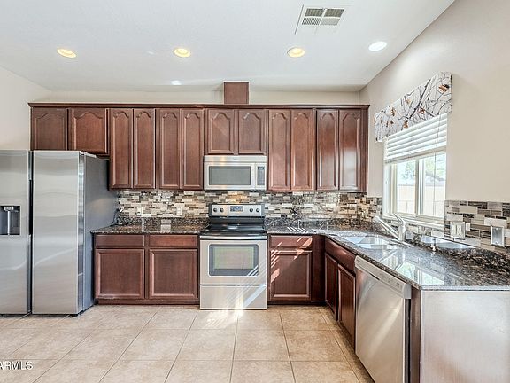 3rd image of 13083 N 87TH Drive