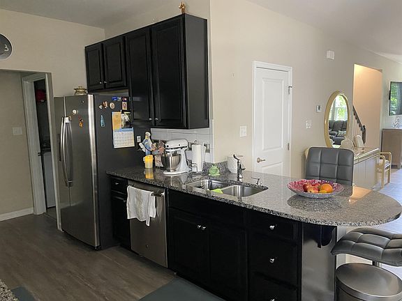 2nd image of 5110 Berkley Mill Dr #1
