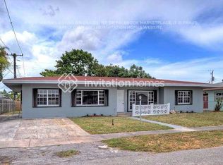 1121 NE 203rd St, Miami, FL 33179