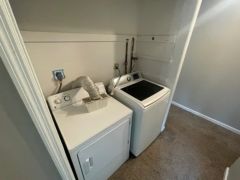 55 Gill Ln #45 — Photo 23