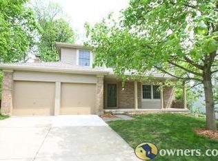 1768 Woodpine Ln, Cincinnati, OH 45255