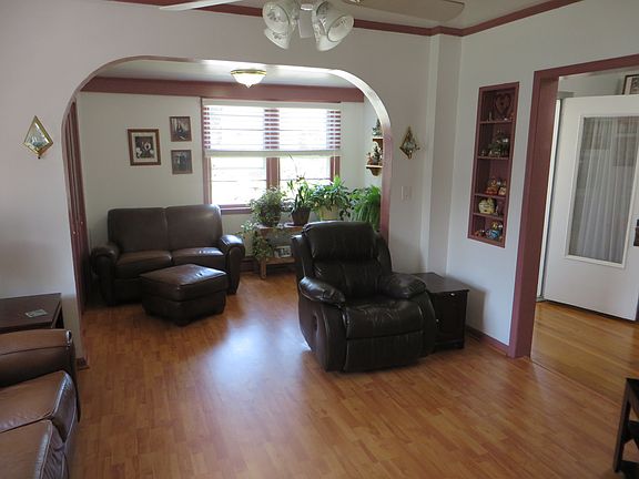 5th image of 206 Stone Ave