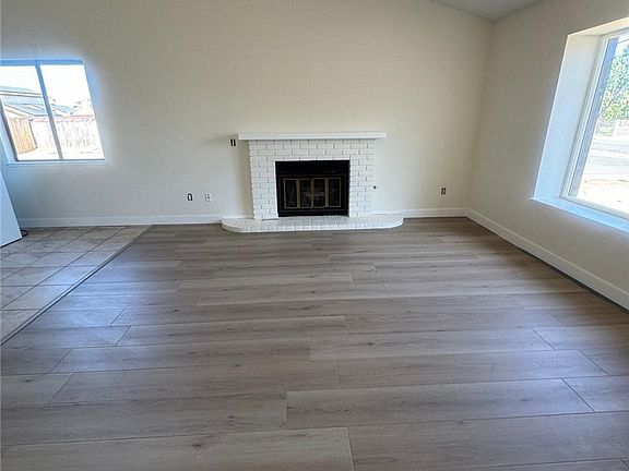 2nd image of 3133 Heather Ave