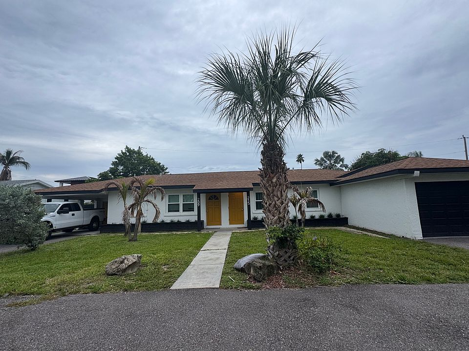1st image of 209-215 S Riverside Dr