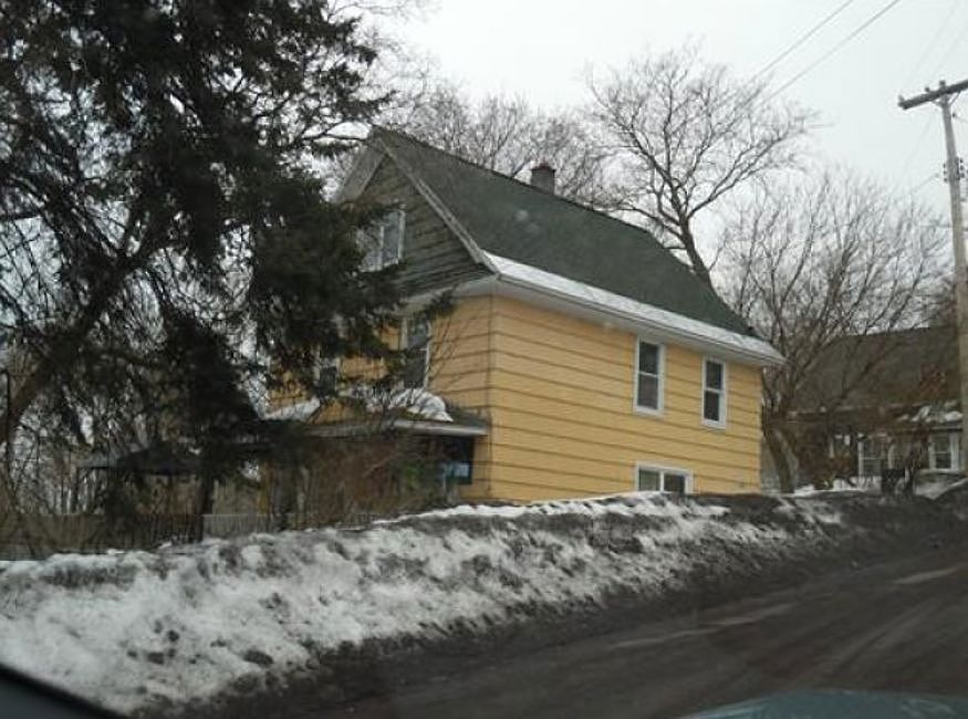 1st image of 49215 Roosevelt Rd