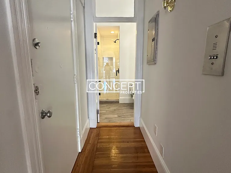 499 Beacon St #7 — Photo 11