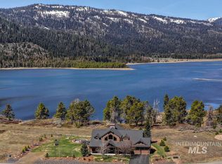 13127 Hawks Bay Rd, Donnelly, ID 83615