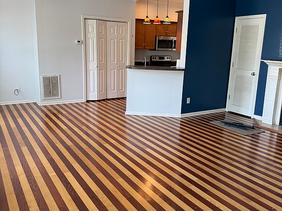 2nd image of 1537 Arthur Ave