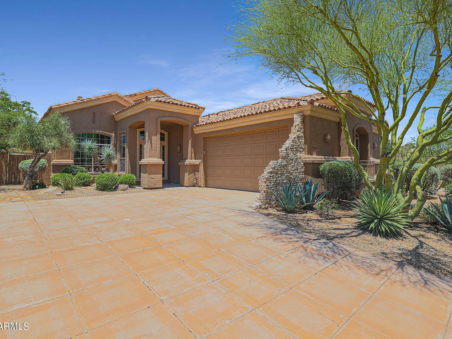3 bed, 2.5 bath, $4,250 — Photo 1