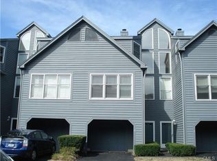 42 Fawn Ridge Ln, Wilton, CT 06897