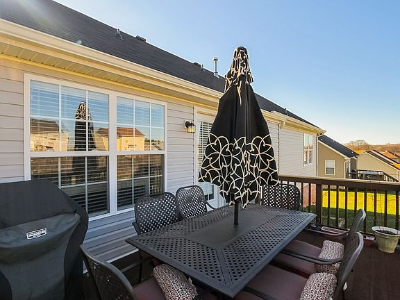 3rd image of 147 Buttermere Dr