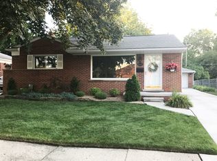 8649 Cardwell St, Westland, MI 48185