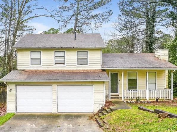 5088 Phillip Ct, Stone Mountain, GA 30087