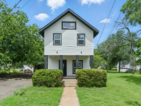 903 N Miller St, Decatur, TX 76234
