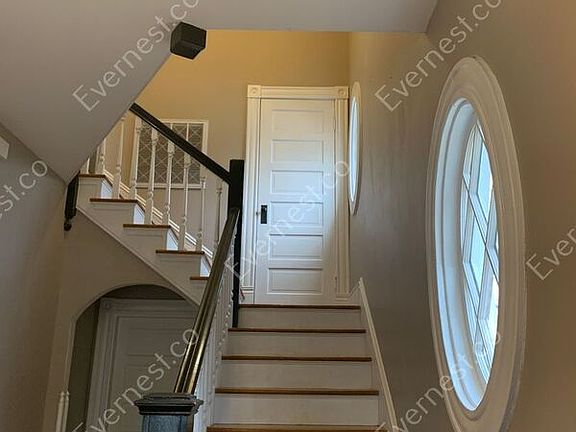 4th image of 3402 1st Ave