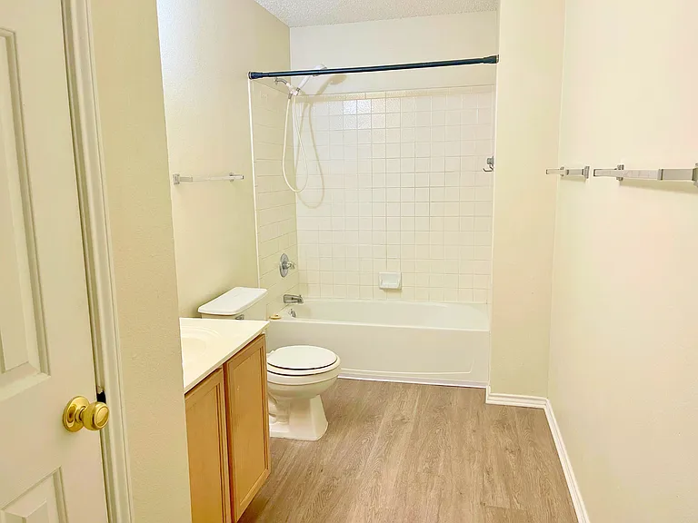 7306 Daulton Rdg — Photo 16