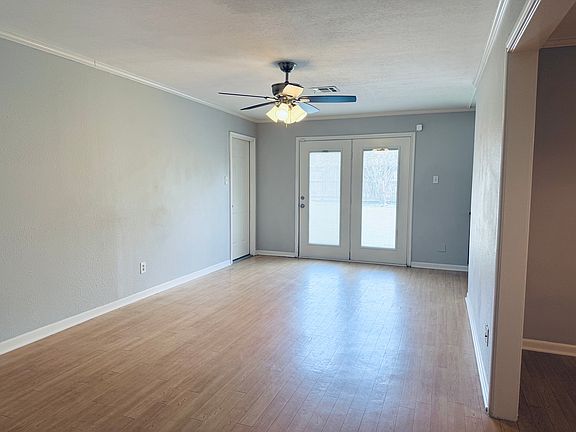 3rd image of 131 Talisman St