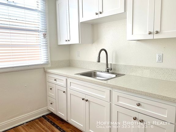 2nd image of 245 N Kenmore Ave #108A