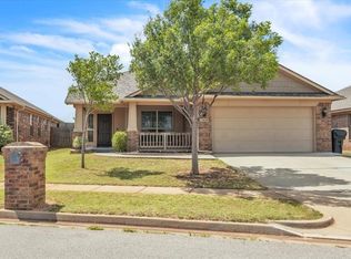 3424 Bear Mountain Dr, Norman, OK 73069