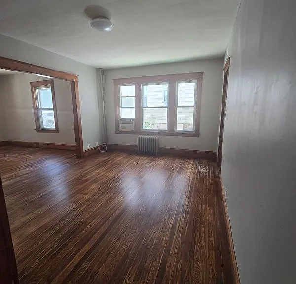 58 Warren St — Photo 2