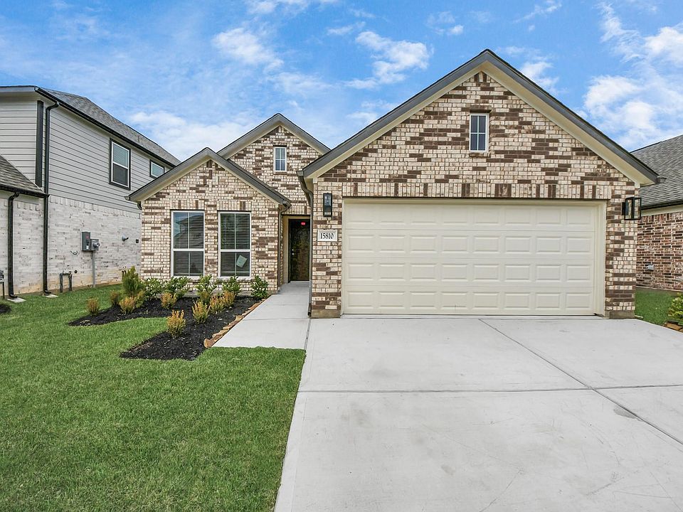1st image of 16031 Sycamore Maple Ln
