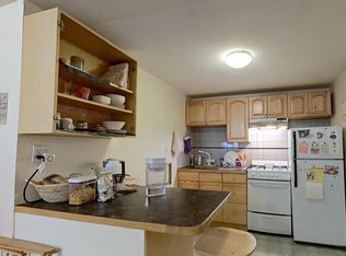 1073 Beacon St, Brookline, MA 02446