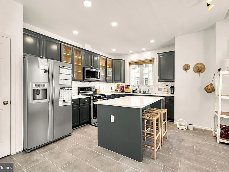 8250 2nd Ave — Photo 19