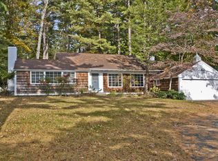 33 Pinetree Ln, Abington, MA 02351