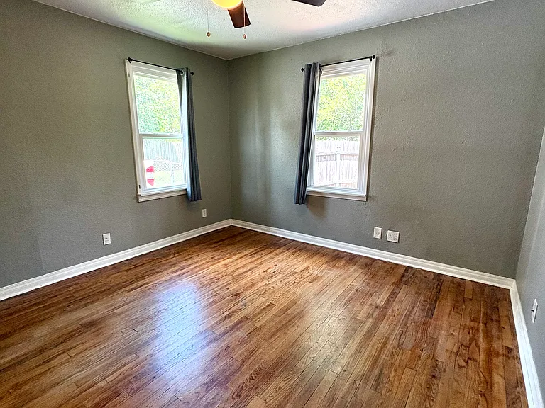 501 N University Blvd — Photo 7