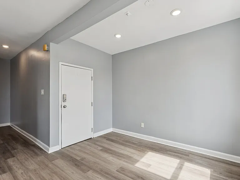 21 E Price St #2B — Photo 21