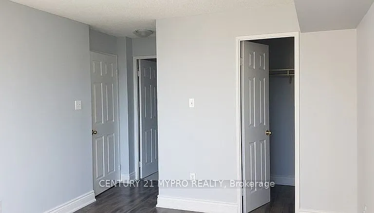 3050 Ellesmere Rd #915 — Photo 9