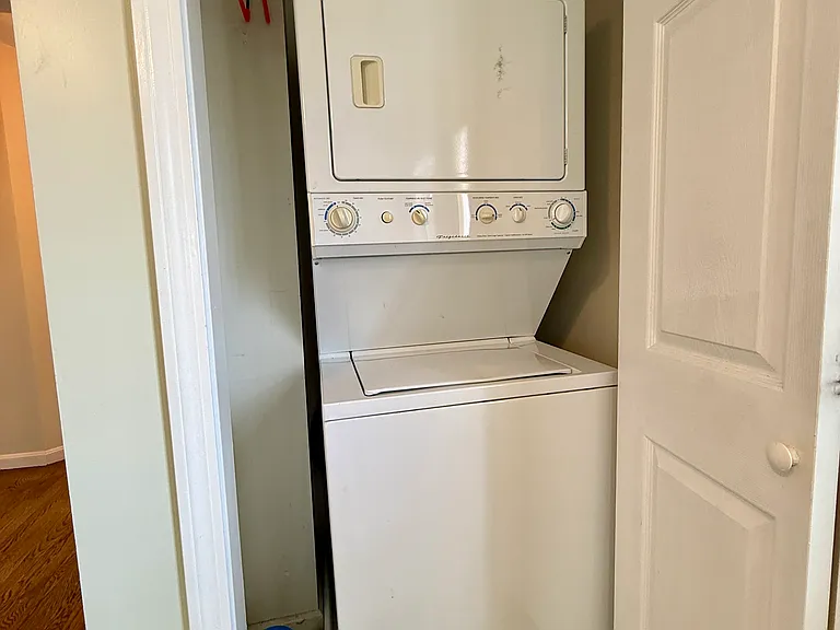 374 Boylston St #B — Photo 8